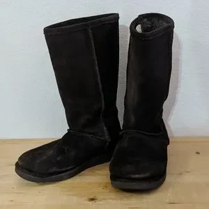 ❗$1 Bundled❗XHILARATION Dark Brown Boots Sherpa Lined