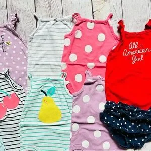 $10 DEAL - Carter’s All American Girl Outfit And More Onesies Size 18M