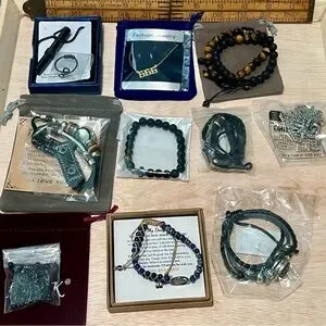 10 Pcs Amazon Return Jewelry NIP Men’s Bracelets Body Jewelry Retail Resale C