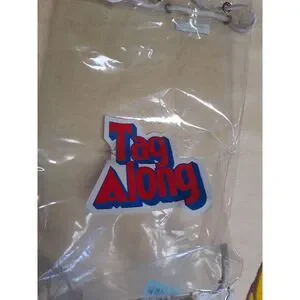 1965 Peanuts The Tag Along Bon Voyage Blanket Keep Fit 45x72 Excellent Condition