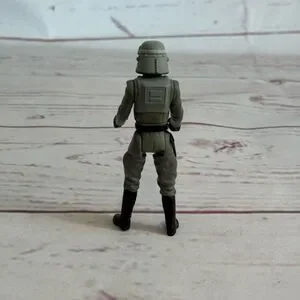 1997 STAR WARS Power Of The Force POTF Hasbro Kenner AT-AT Cmdr. General Veers