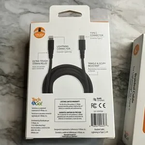 2-PACK Tech & Go 6 Ft. Braided Cable Lightning To Type-C In Black