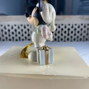 2002 Lenox Classics Disney Mickey's Holiday Surprise Ornament