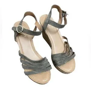 3/$20 Franco Sarto Green Suede Strappy Wedge Sandals (Size: 8)