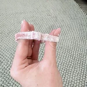 ✨3/$25✨ NWOT Pink Velvet Kitten Collar