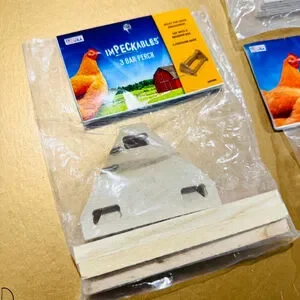 4-Piece Brooder Chick Engagement Wood Kits NEW