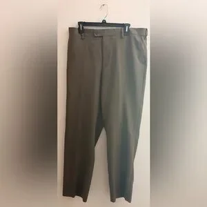 5/$10 MUST BUNDLE Saddlebred Men's Olive Brown Chinos