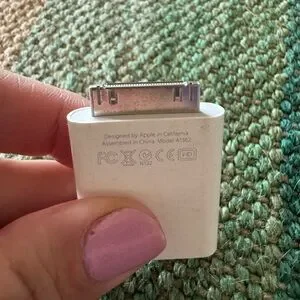 ⭐️5 For $20⭐️ Apple 30-Pin To SD Card Adapter
