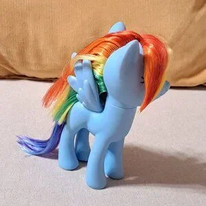 6" G4 My Little Pony Pegasus Rainbow Dash