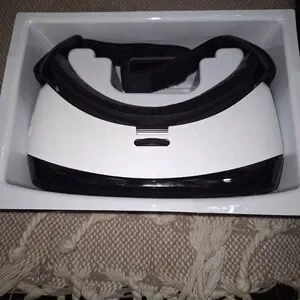 A Samsung Gear VR Compatible W/note5 S6edget S6 S6edge S7 S7edge Oculus