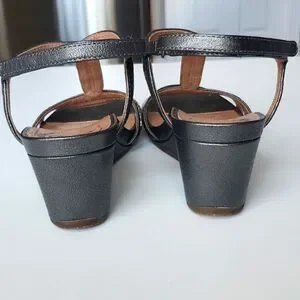 Abeo biosystem womans leather wedge nwot size 6n