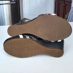 Abeo biosystem womans leather wedge nwot size 6n