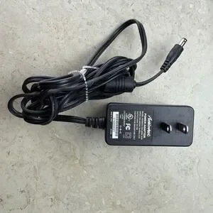 Actiontec MI424WR Power Adapter ADS01810-1505 WDB 0530 Charger