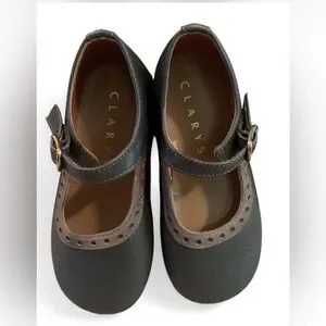 Adorable CLARYS size EU 23 size 7 US toddler gray leather Mary Jane shoes
