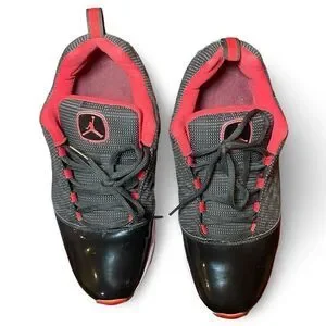 Air Jordan CMFT Viz Air 13 Black Red White 441364-001 - Men's Size 9.5