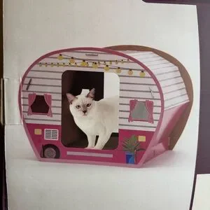 Aldi NIB Kitty Glamper Spring Cat Scratch House