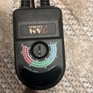 AM Reptiles Thermostat With three Outlets