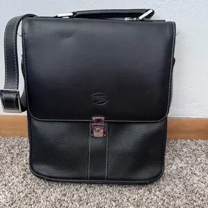 American Tourister black rectangle crossbody bag