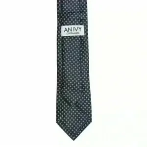 An Ivy Men's Navy Foulard Neck Tie $48