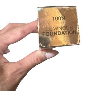 ANASTASIA BEVERLY HILLS Luminous Foundation 100N NWT