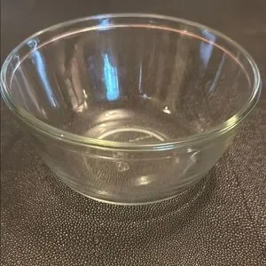 Anchor Hocking Clear Glass Mixing Bowl