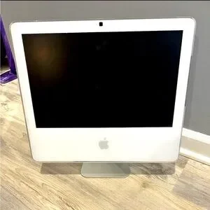 APPLE A1173 17" iMac C2D 1.8GHz 1GB RAM No HDD. "B"