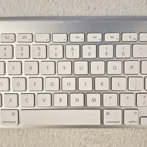 Apple A1314 Wireless Keyboard With Bluetooth For IMac / Mac / IPad