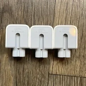 Apple AC Plug Wall Adapter Duckhead 2.5A 125V - 607-8083 JET Nihon Well Shin