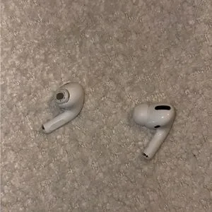 Apple AirPods Pro 1st Generation