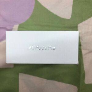 Apple AirPods Pro 2nd Gen W/ Wireless Charging Case - Sealed