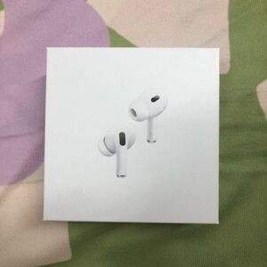 Apple AirPods Pro 2nd Gen w/ Wireless Charging Case - Sealed