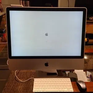 Apple iMac All In One READ DESCRIPTION