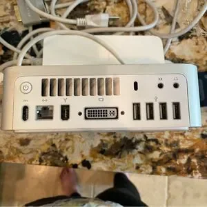 Apple Mac mini 2009