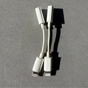 Apple White Lightning to 3.5mm Adapter Pair
