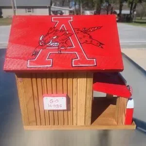 Arkansas Razorbacks Custom Made New Bird House Amazing Detail & Color 11' By 11'