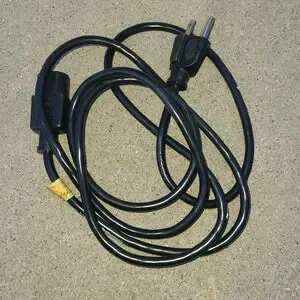 Astron Corporation SS-25 Switching Power Supply Ouput 13.8 VDC