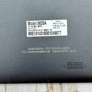 AT&T Trek HD 9020A Android Tablet WiFi & Cellular With Case & Cord Bundle