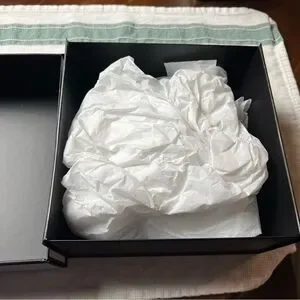 Authentic CHANEL Square Empty Gift Box Container 8.5"x8.5"x3.75"