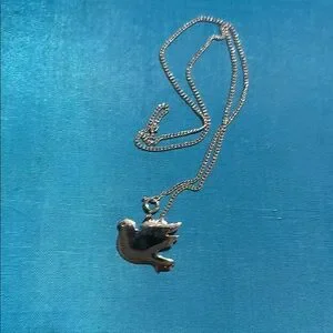 Avon Bird Pendant Necklace