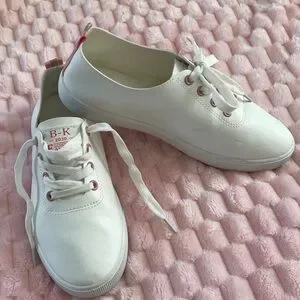 B-K 2030 Amazon White Sneakers with Pink Accents synthetic faux leather 9.5