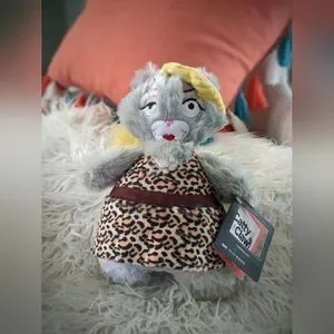 Barkbox Real Housepets "Catty Van de Claw"