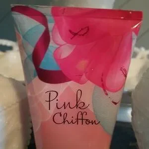 Bath And Body Works Pink Chiffon Cream Body Wash