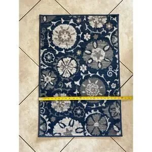 Beautiful Madison Navy Area Rug 2’ X 3’