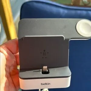 Belkin Dual-Tone Device Dock