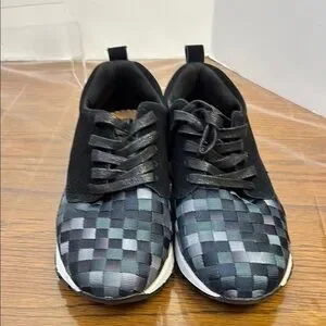 Bernie Mev. Black And Gray Woven Sneakers