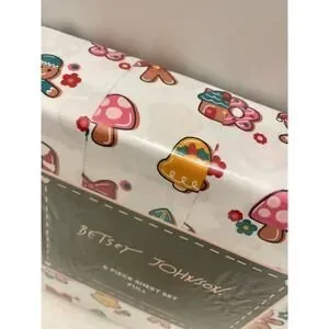 Betsey Johnson 6 Piece Pink Christmas Gingerbread Full Sheet Set