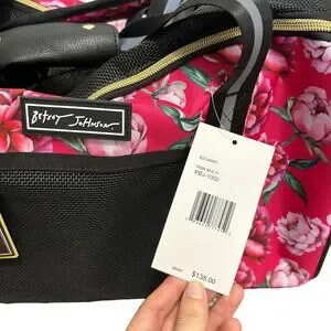 Betsey Johnson Pet Carrier NWT Pink Floral Pets 16 Lbs Travel Shoulder Strap