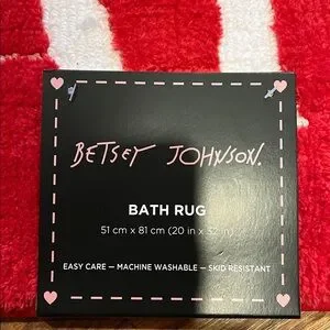 Betsey Johnson Red 'Sleigh All Day' Bath Rug