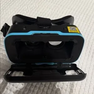 Black And Blue VR Headset