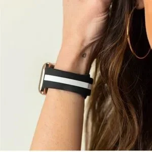 Black And White Smartwatch Band With Bee Decoration 41mm